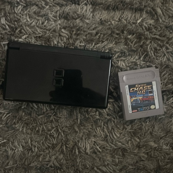 Nintendo DSLite - Picture 1 of 4